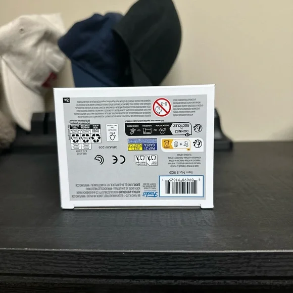 Funko POP! Dragon Ball - Super Saiyan Trunks #2198 Vrare Pre Release W Protector - Picture 6 of 6